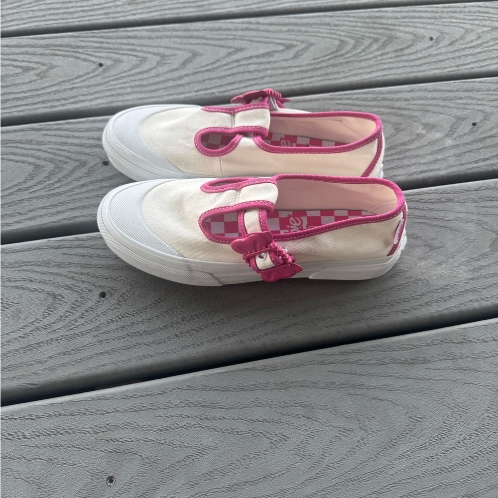 Vans x Barbie Mary Jane Sneakers Pink & Cream | Women’s 7.5